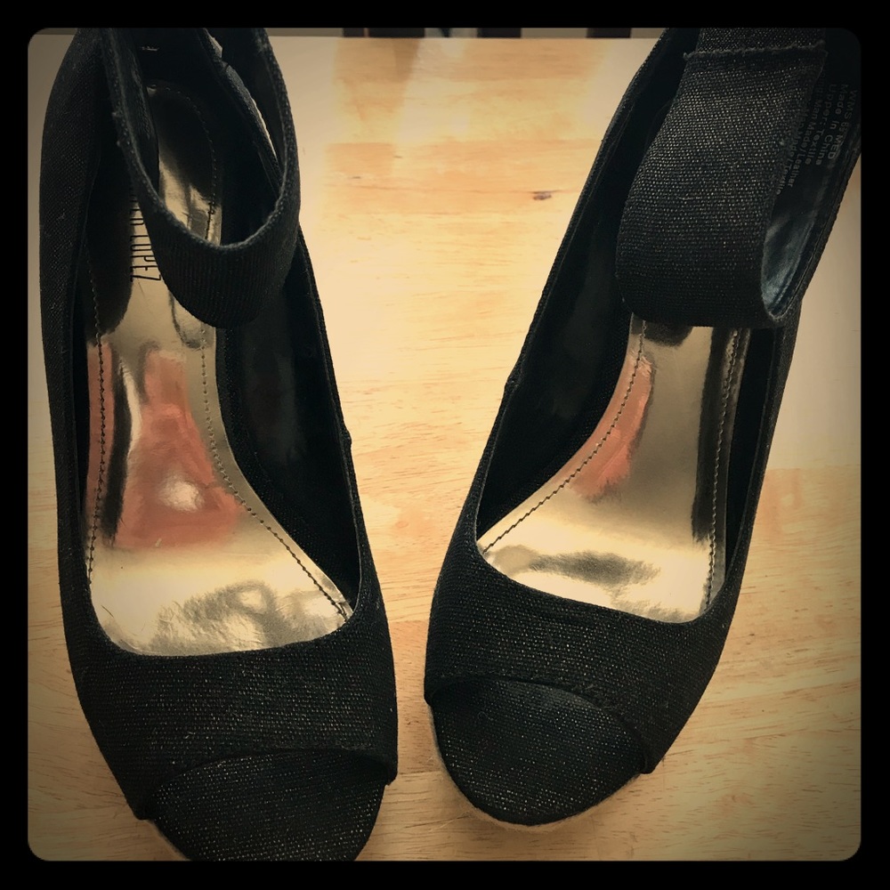 Jennifer Lopez Wedges